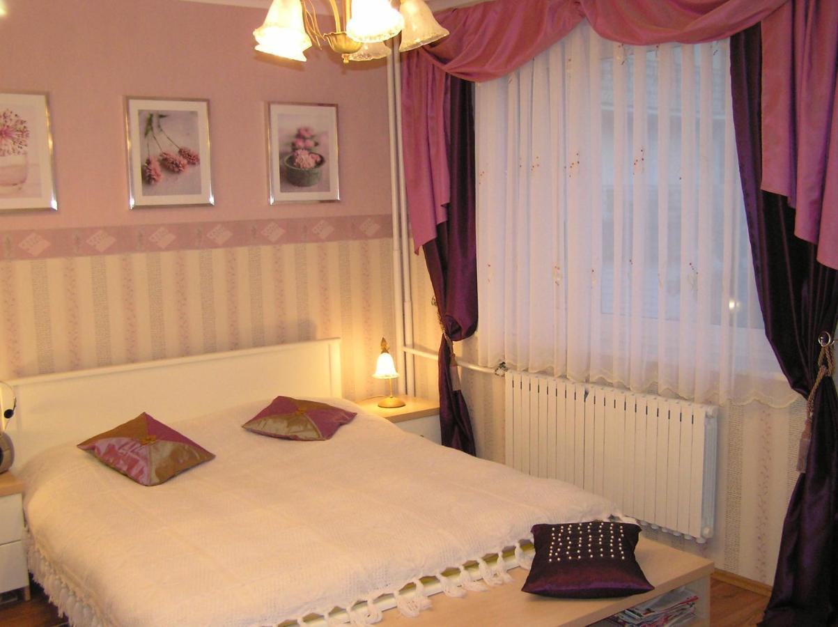 Ula Homestay